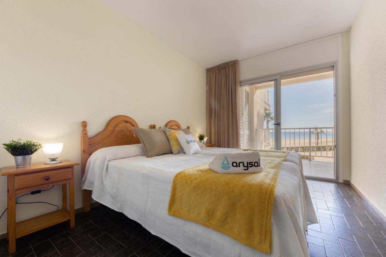 Apartamentos Dms V Arysal Cambrils Luaran gambar