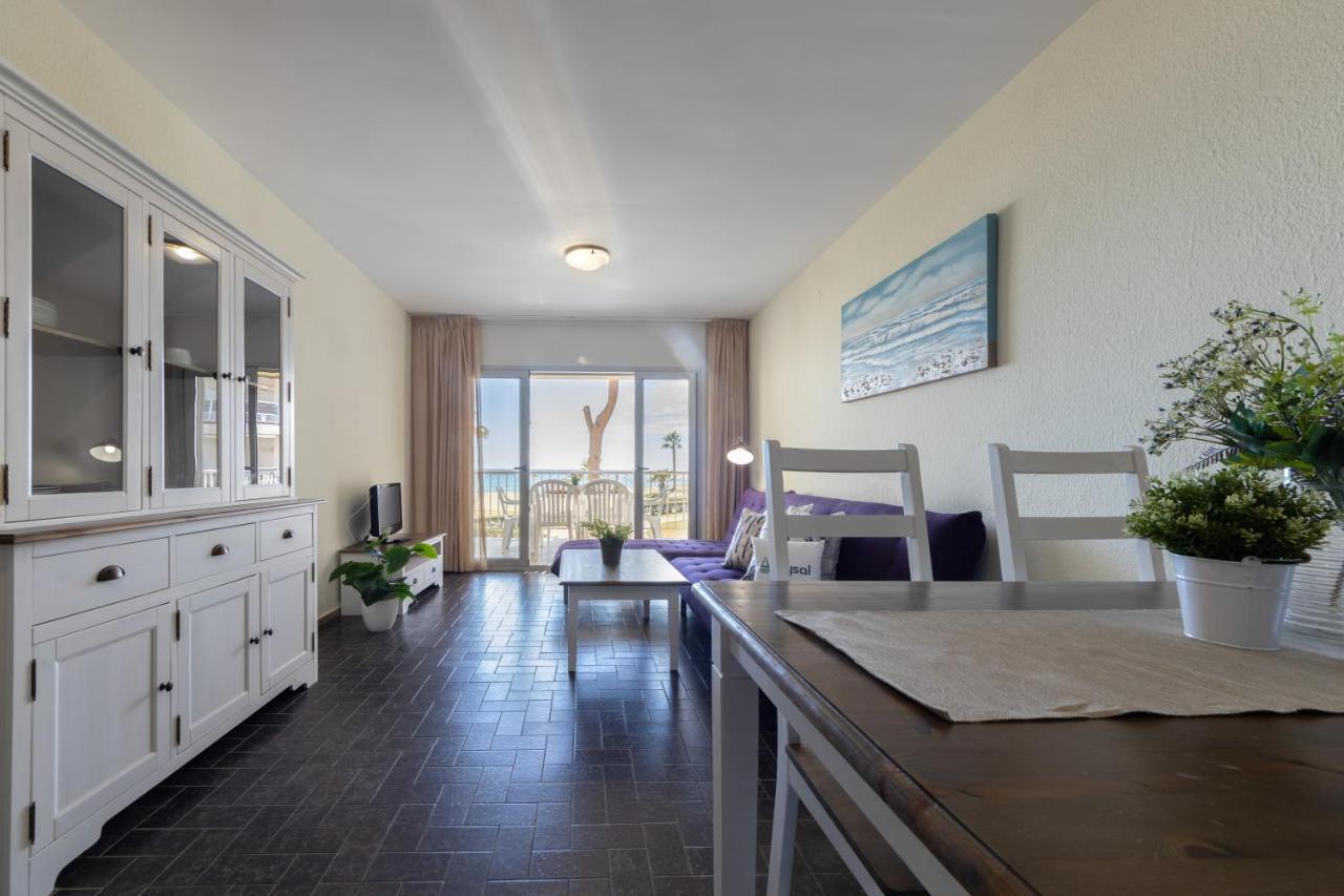 Apartamentos Dms V Arysal Cambrils Luaran gambar