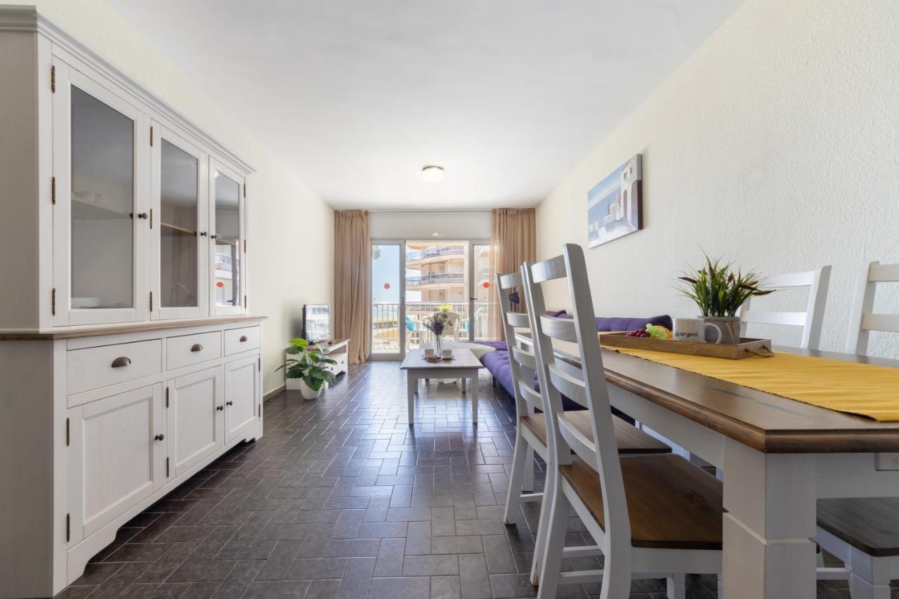 Apartamentos Dms V Arysal Cambrils Luaran gambar