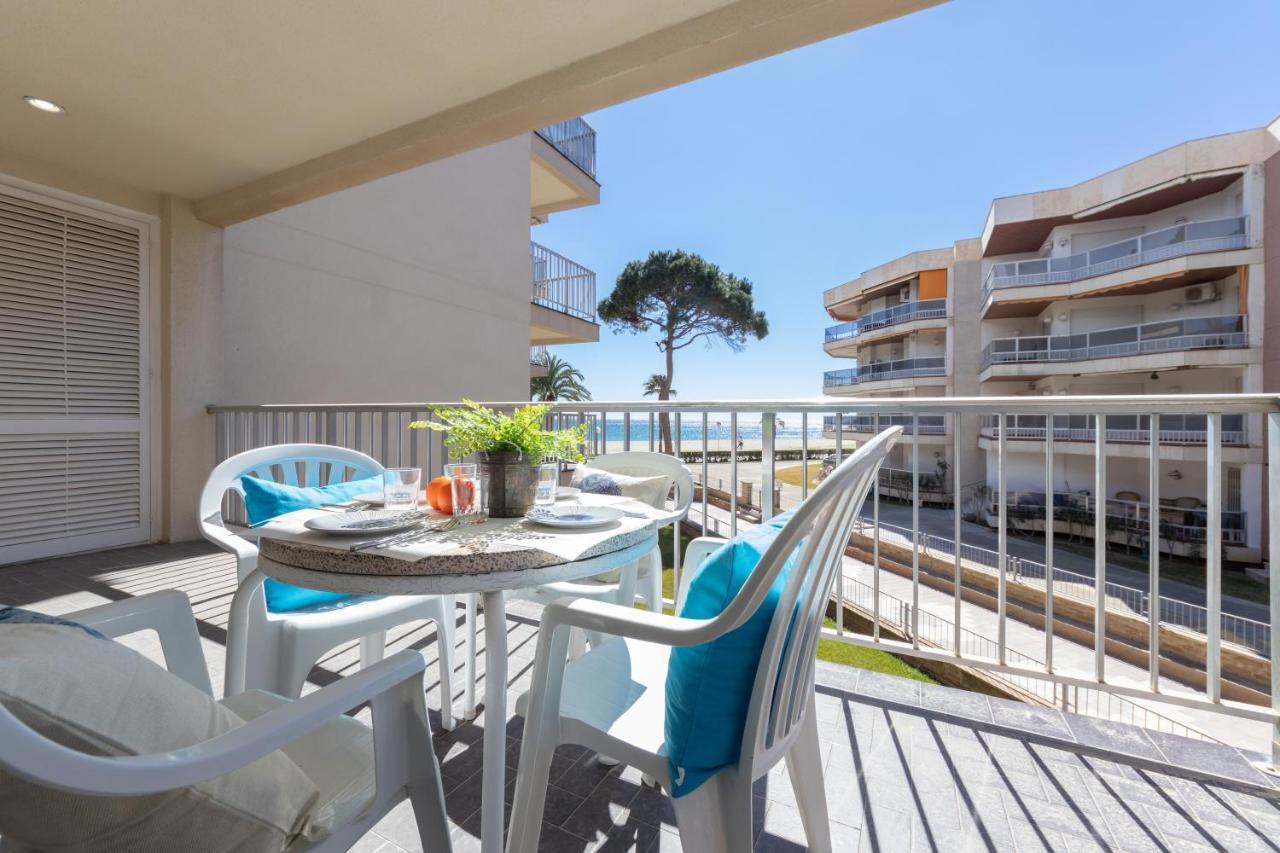 Apartamentos Dms V Arysal Cambrils Luaran gambar
